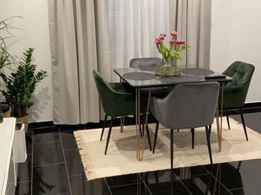 Moderne 2 Zimmer Wohnung - Zentral - Mit Stellplatz