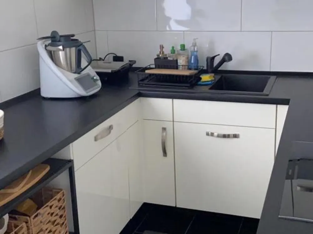 Moderne 2 Zimmer Wohnung - Zentral - Mit Stellplatz