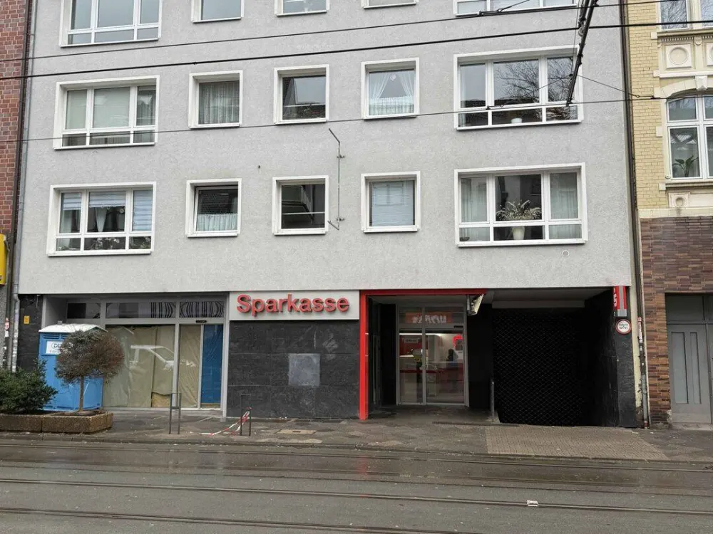Frisch renovierte 3-Zimmer-Wohnung (ca. 69 m²) mit großem Balkon