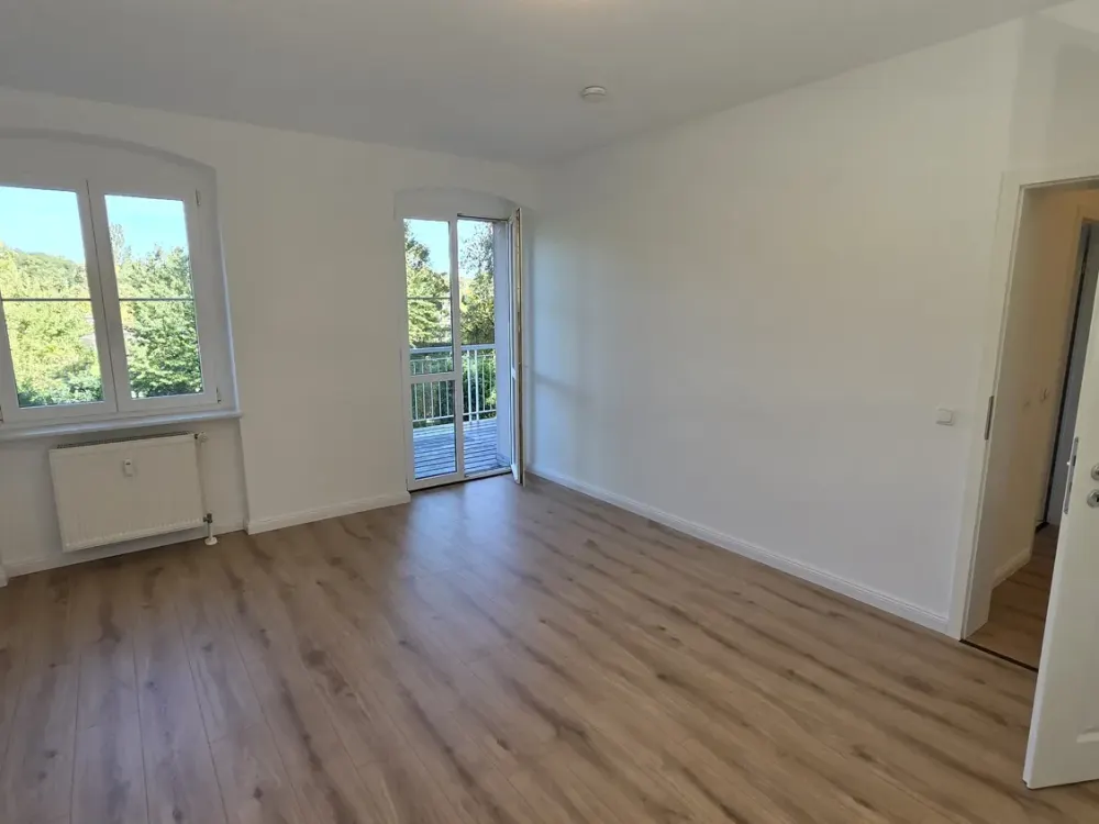 Alltagstaugliche 2,5-Zimmer-Wohnung mit Balkon in Berlin Altglienicke