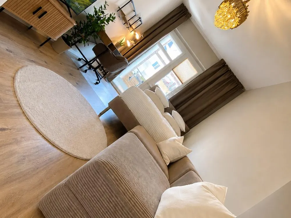 NEWLY RENOVATED NEW FURNITURE 100% ALL-INCLUSIVE ( NO EXTRA FEES)