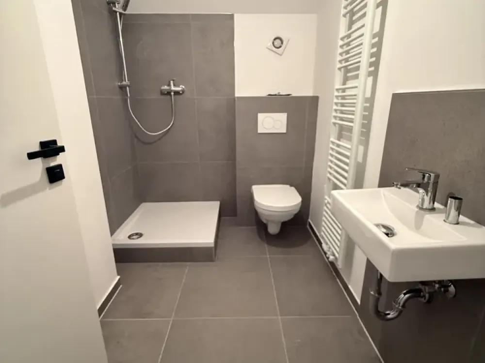 Living with Character: First Occupancy After Renovation in Dortmund WGs, Families, Students