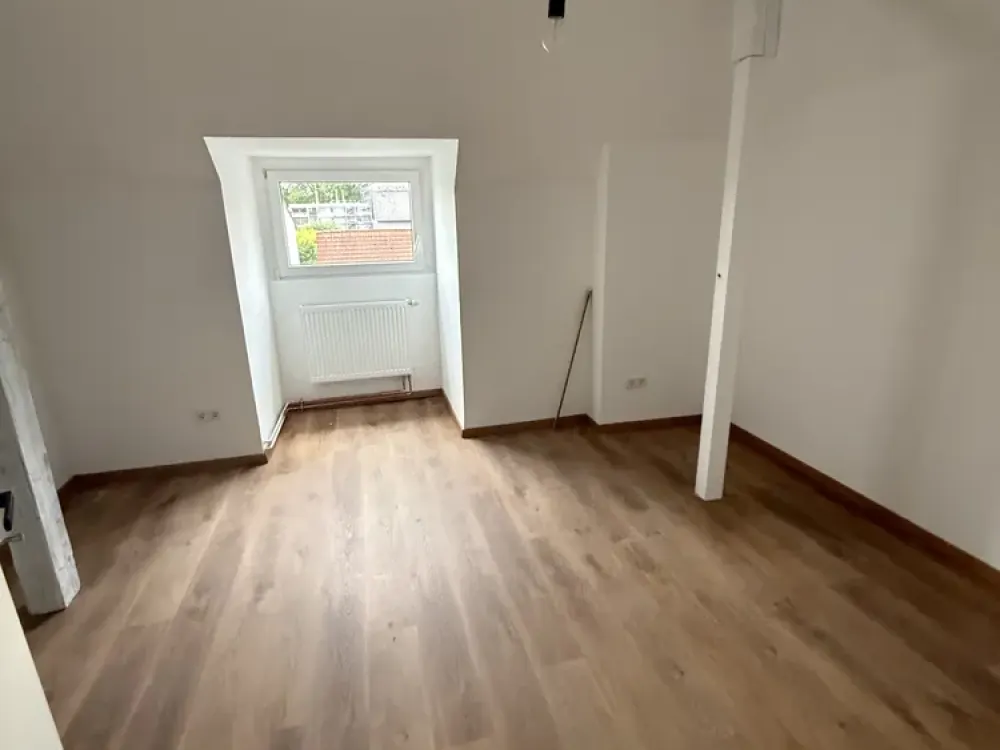Living with Character: First Occupancy After Renovation in Dortmund WGs, Families, Students