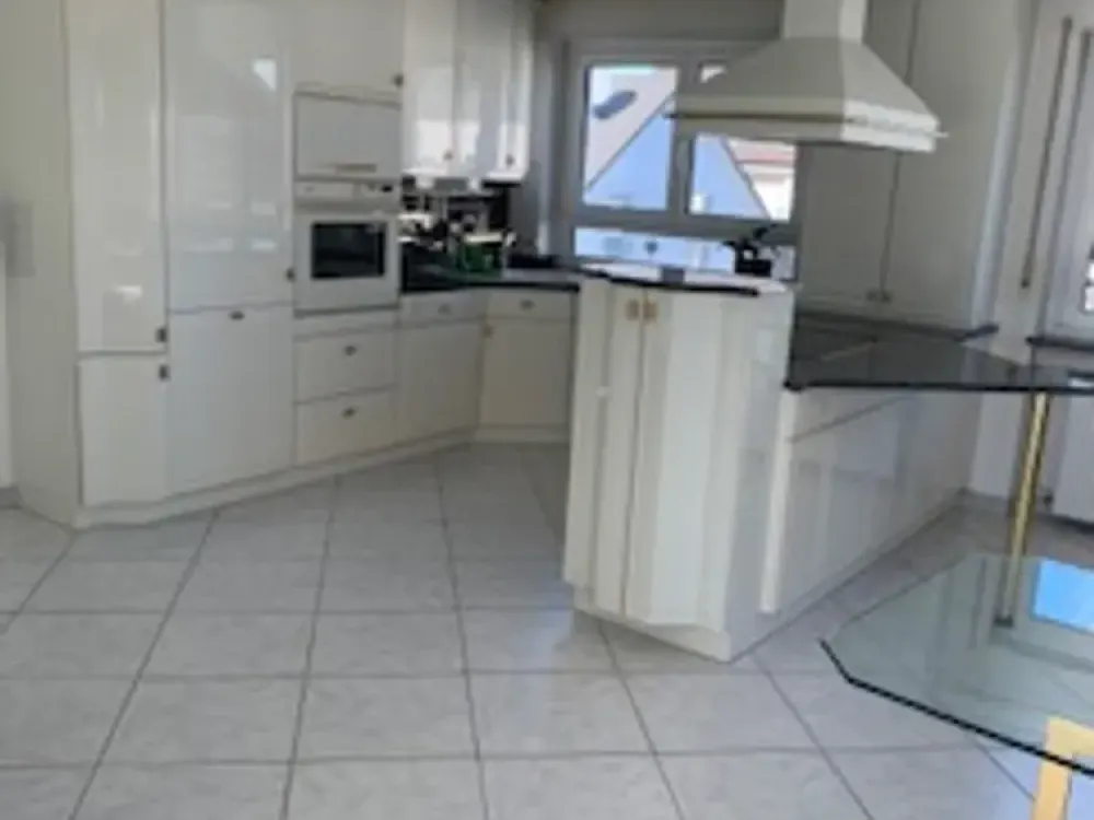 Exklusive 3-Zimmer-Wohnung mit Balkon und Gartenmitbenutzung in Rutesheim