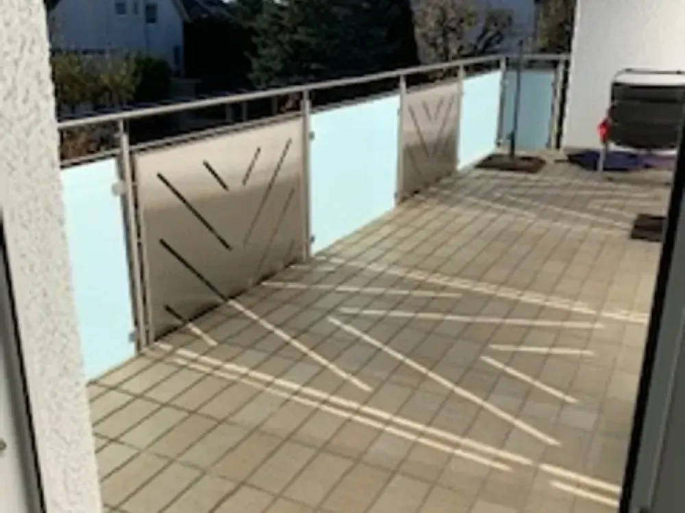 Exklusive 3-Zimmer-Wohnung mit Balkon und Gartenmitbenutzung in Rutesheim