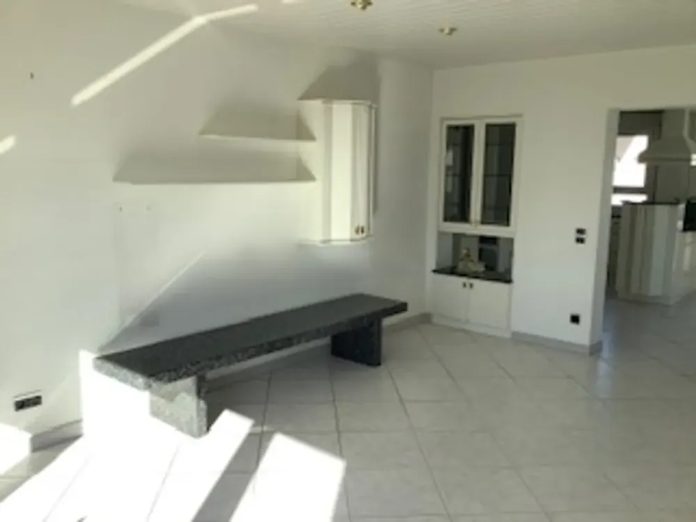 Exklusive 3-Zimmer-Wohnung mit Balkon und Gartenmitbenutzung in Rutesheim