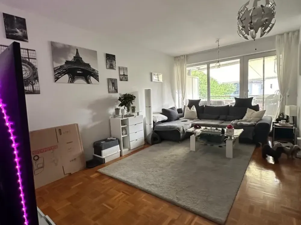 Two Rooms in Schlebusch: Living with Good Connections