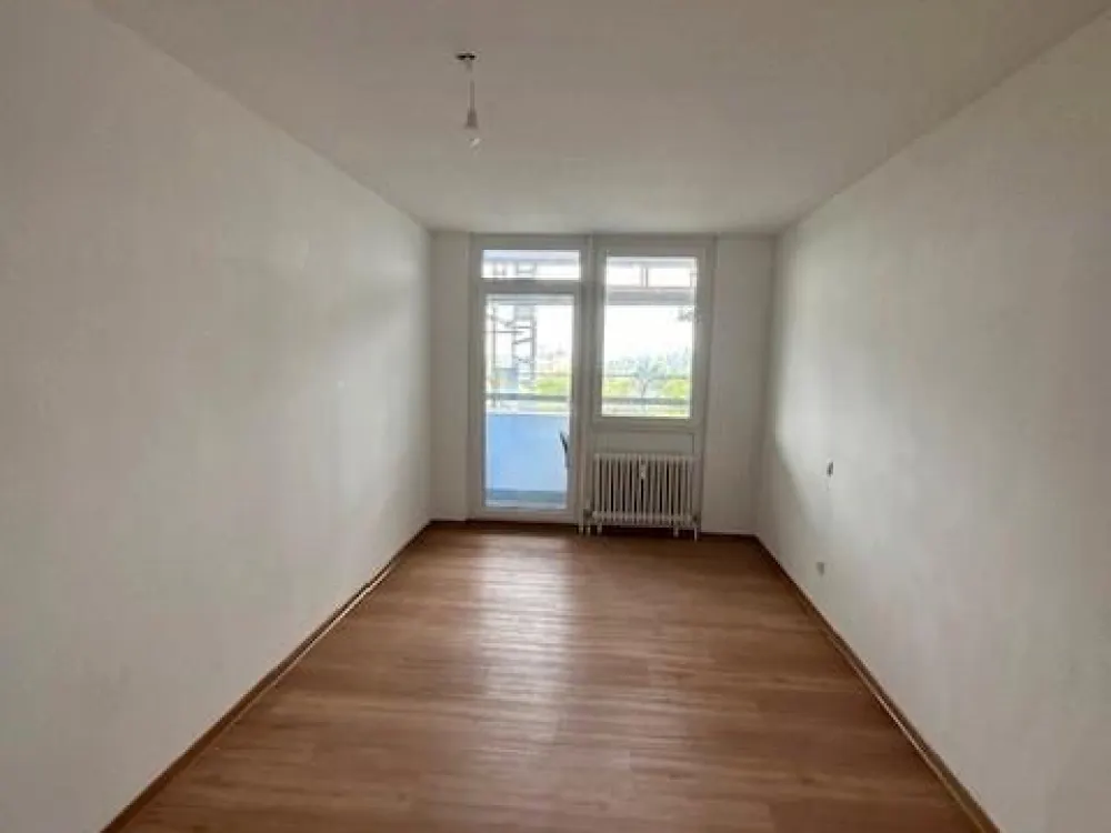 Modernisierte 2-Zimmer-Wohnung mit Balkon zu vermieten!
