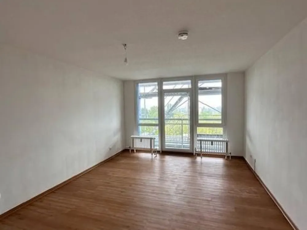 Modernisierte 2-Zimmer-Wohnung mit Balkon zu vermieten!