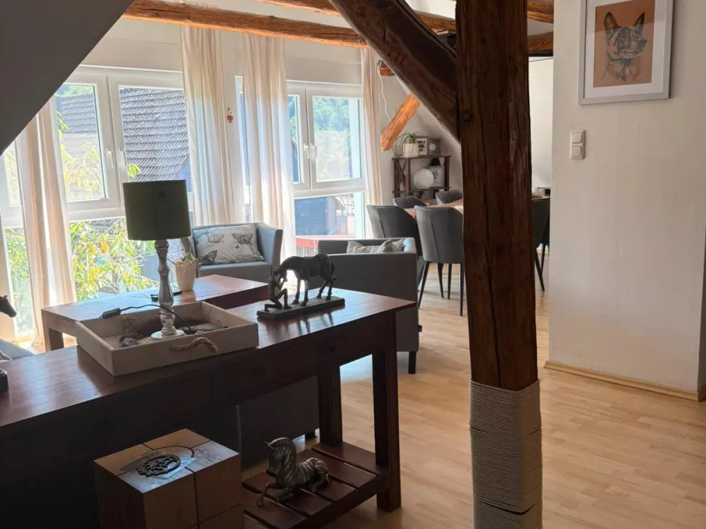 Dachgeschosswohnung zur Miete