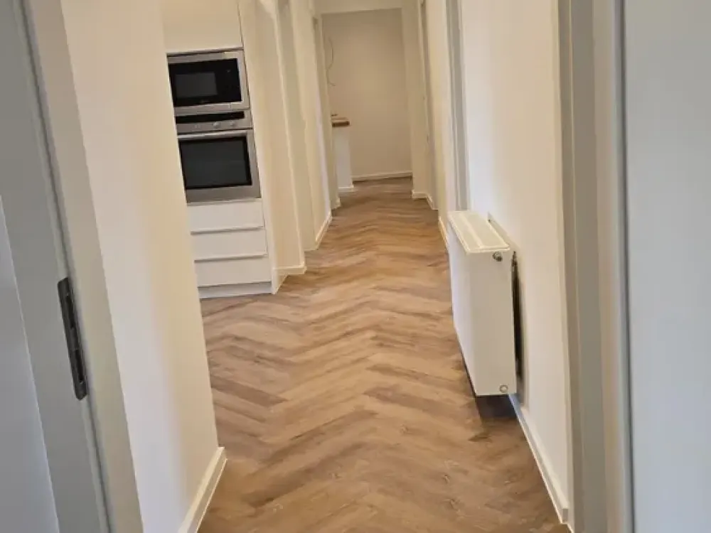 1 Zimmer in einer 5 Zimmer Wohnung in Köln Humboldt