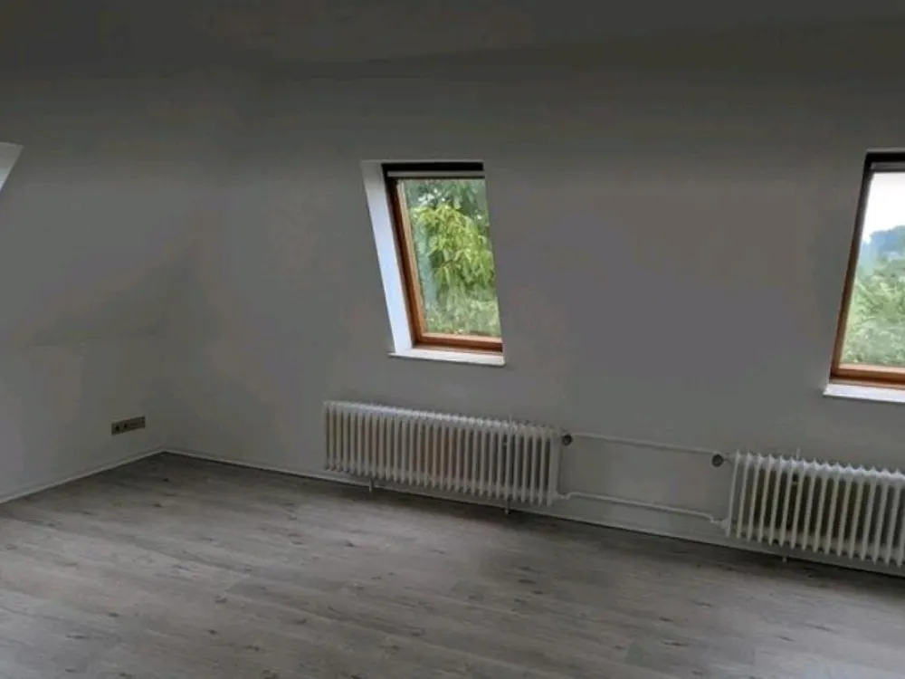 3 Zimmer Dachgeschoss Wohnung