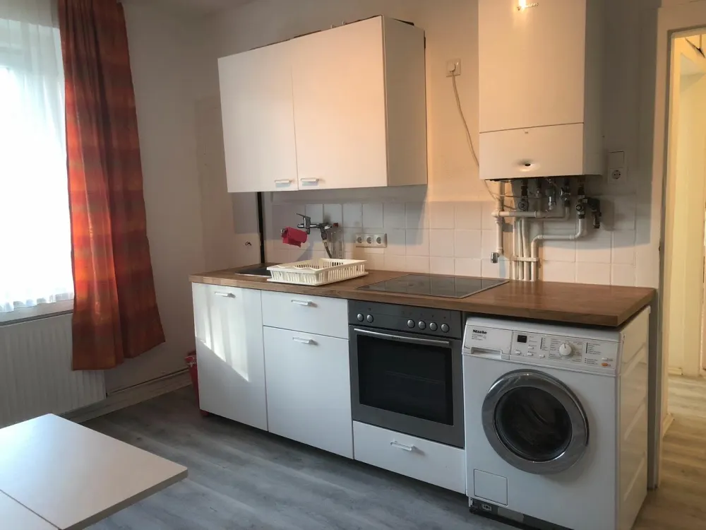 Möbliert Wohnung