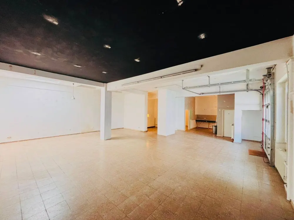 Wohnung /Studio oder Galerie im Herzen der Altstadt !!!!