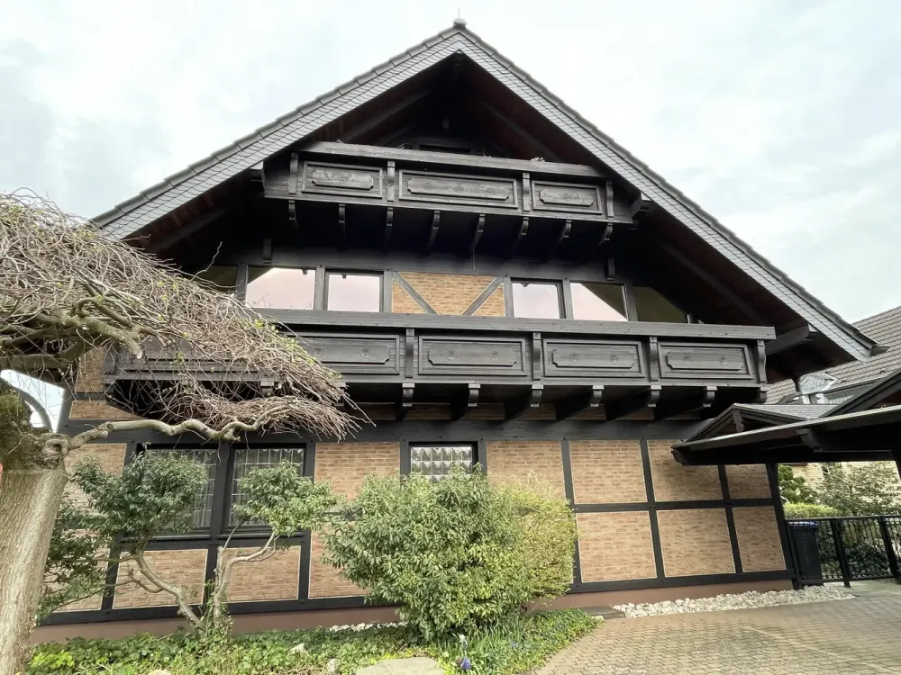 Großzügige 4-Zimmer Maisonette Wohnung mit Balkon in Bergisch Gladbach Paffrath