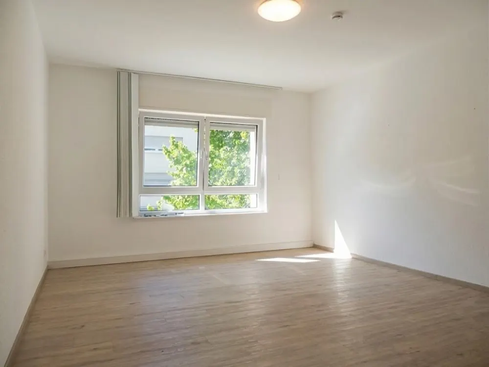 Gepflegte 3-Zimmer-Wohnung mit großzügigem Balkon in zentraler Lage