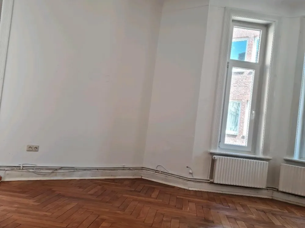 Altbauwohnung, 3 Zimmer mit 3 Balkonen in Hamburg Bergedorf