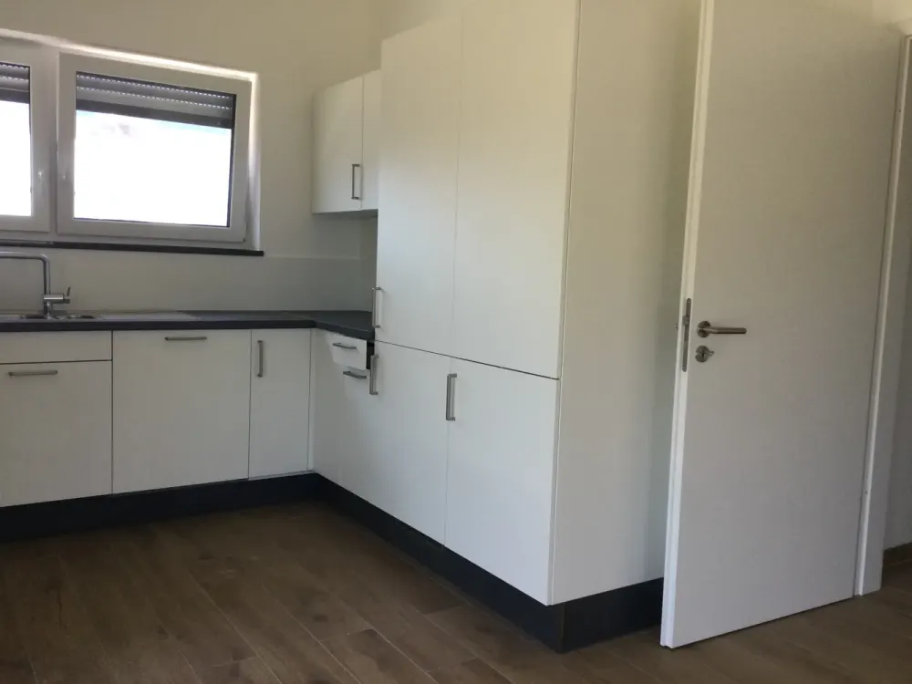Tasteful 4-Room Apartment with High-Quality Interior and Fitted Kitchen in Tettnang
