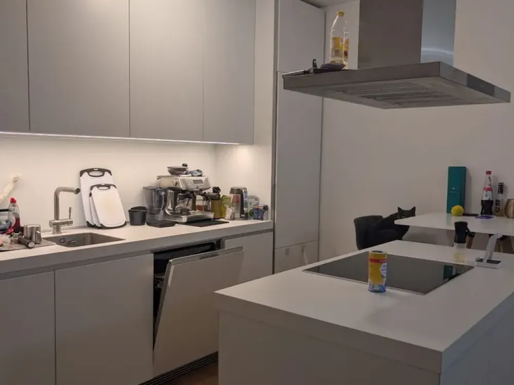 Moderne 2-Zimmer-Wohnung in München mit Balkon und Garage