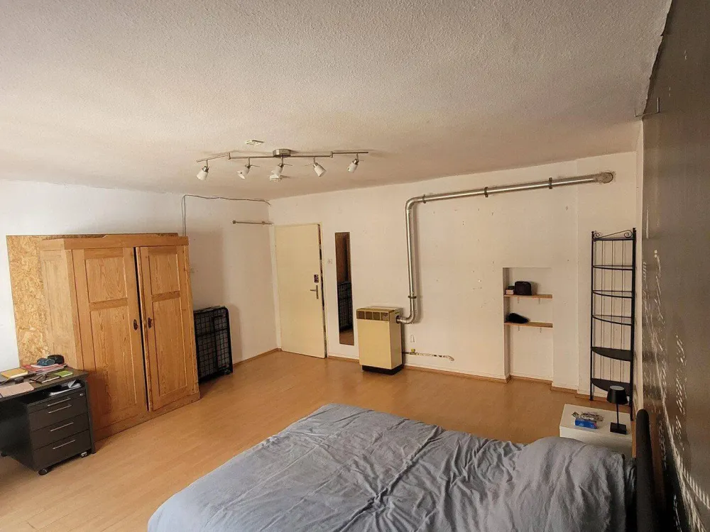 Spacious, bright 3-room apartment in Südstadt