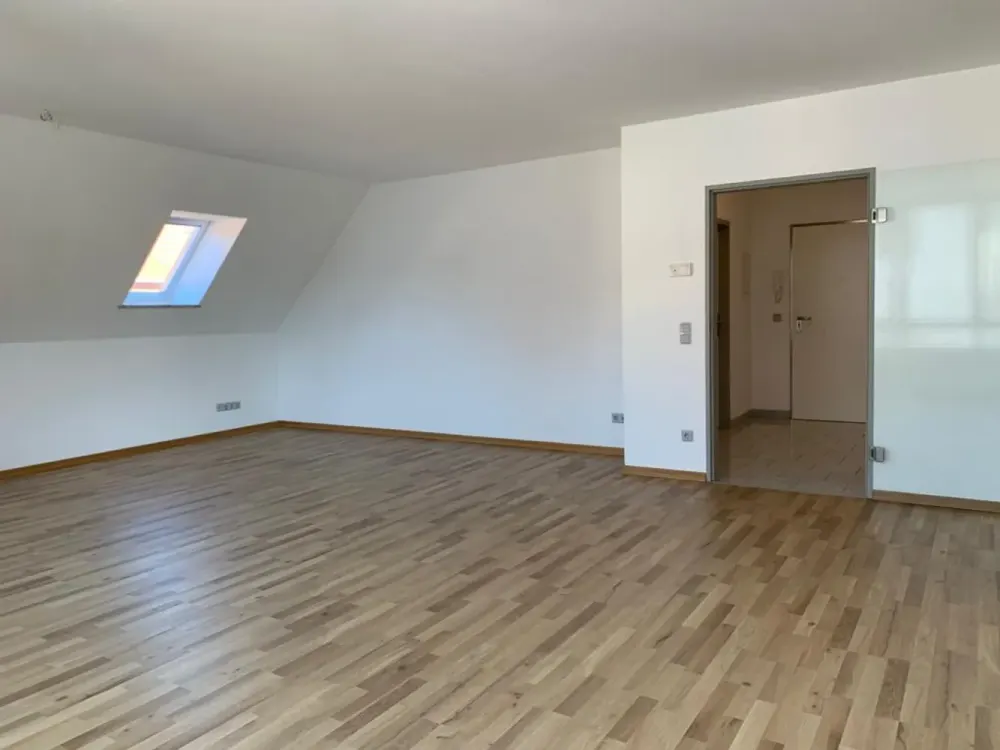 Beautiful and Cozy 2-Room Apartment in Alt Saarbrücken