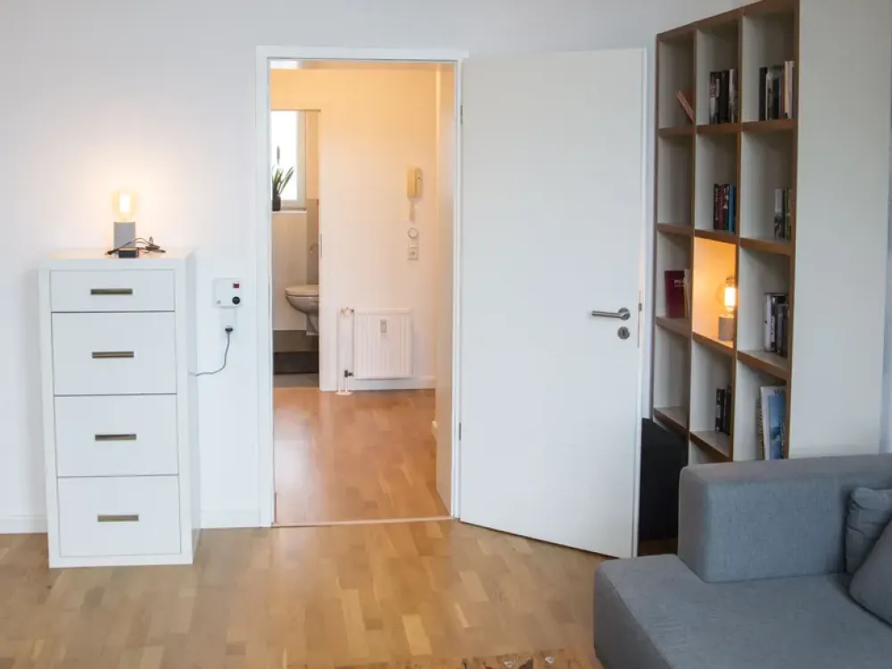 Beautiful Furnished Apartment in Cologne Südstadt for Rent from October