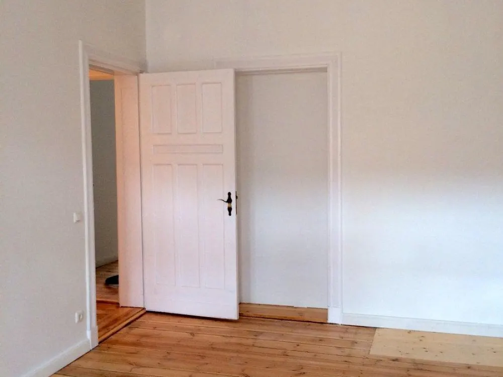 3 Jahre Untermiete wunderschöne 2-Zimmer Wohnung mit Loggia