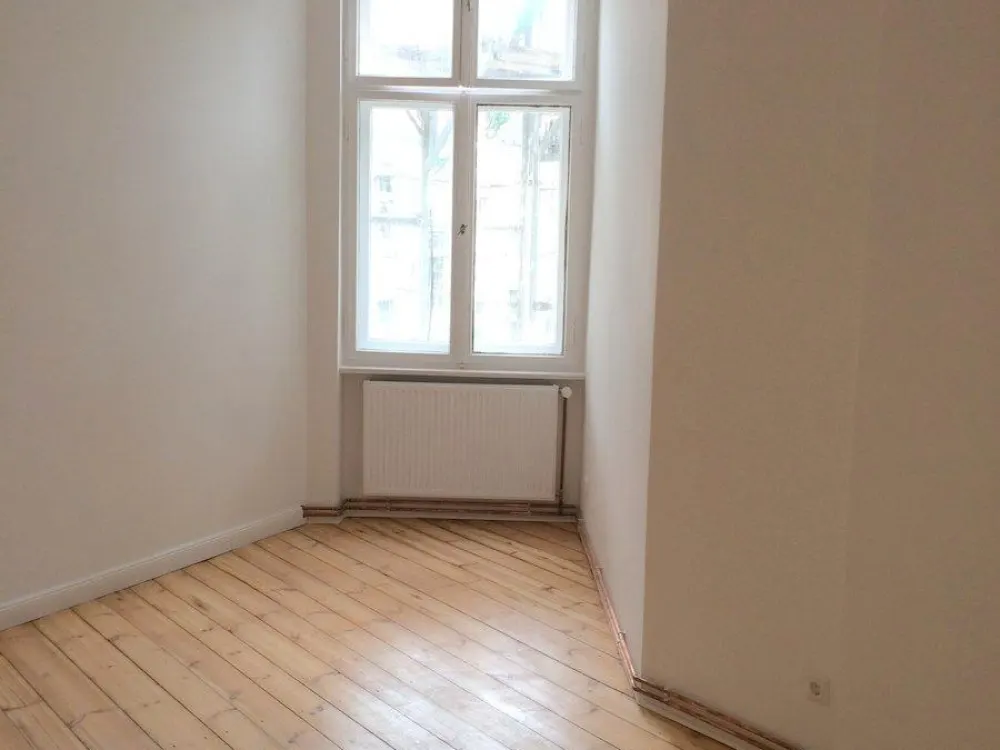 3 Jahre Untermiete wunderschöne 2-Zimmer Wohnung mit Loggia