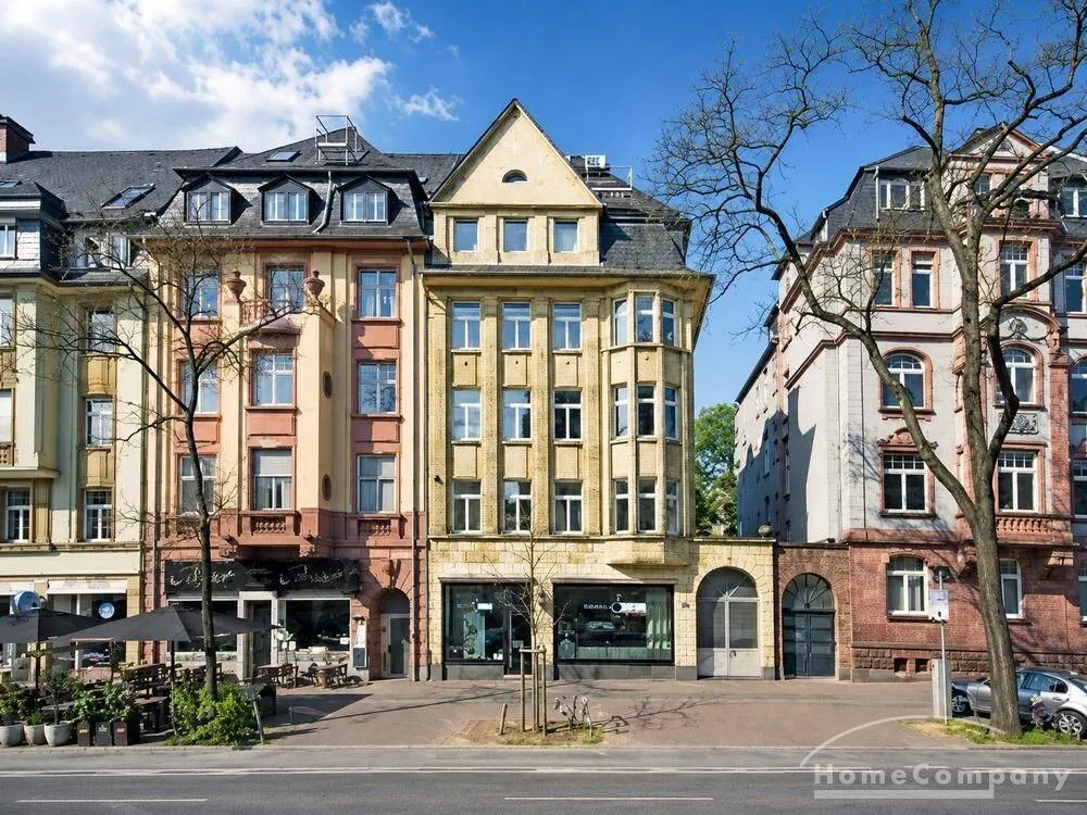 Sachsenhausen 8072604- Hochwertige Maisonettealtbauwohnung in bester Wohnlage