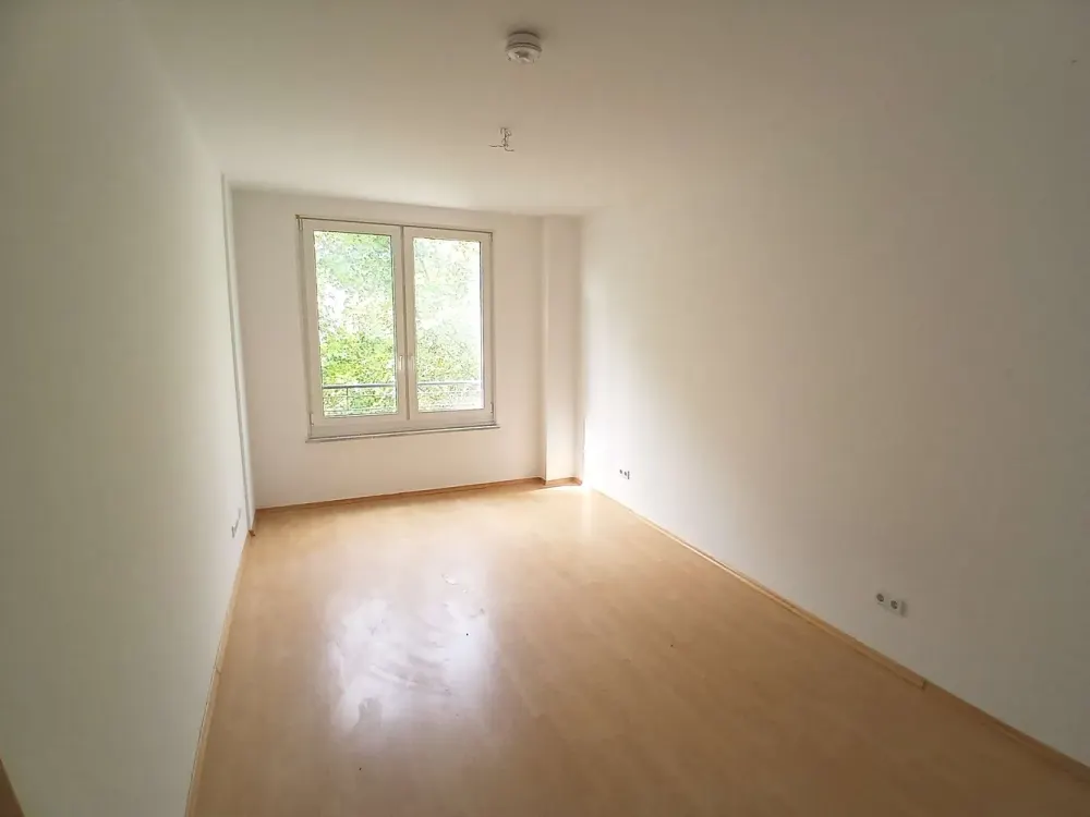 Urbanes Wohnen mit Flair, Helle Wohnung mit Balkon im Herzen der Stadt