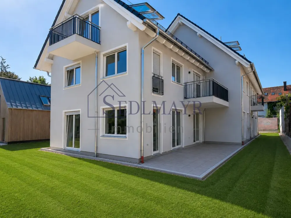 FOR RENT: Exclusive Garden Dream for First Occupancy in Obermenzing!