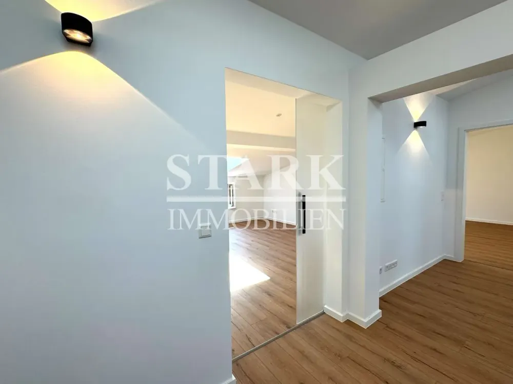 **Altbau trifft Moderne: Dachgeschossjuwel im Frankfurter Westend**
