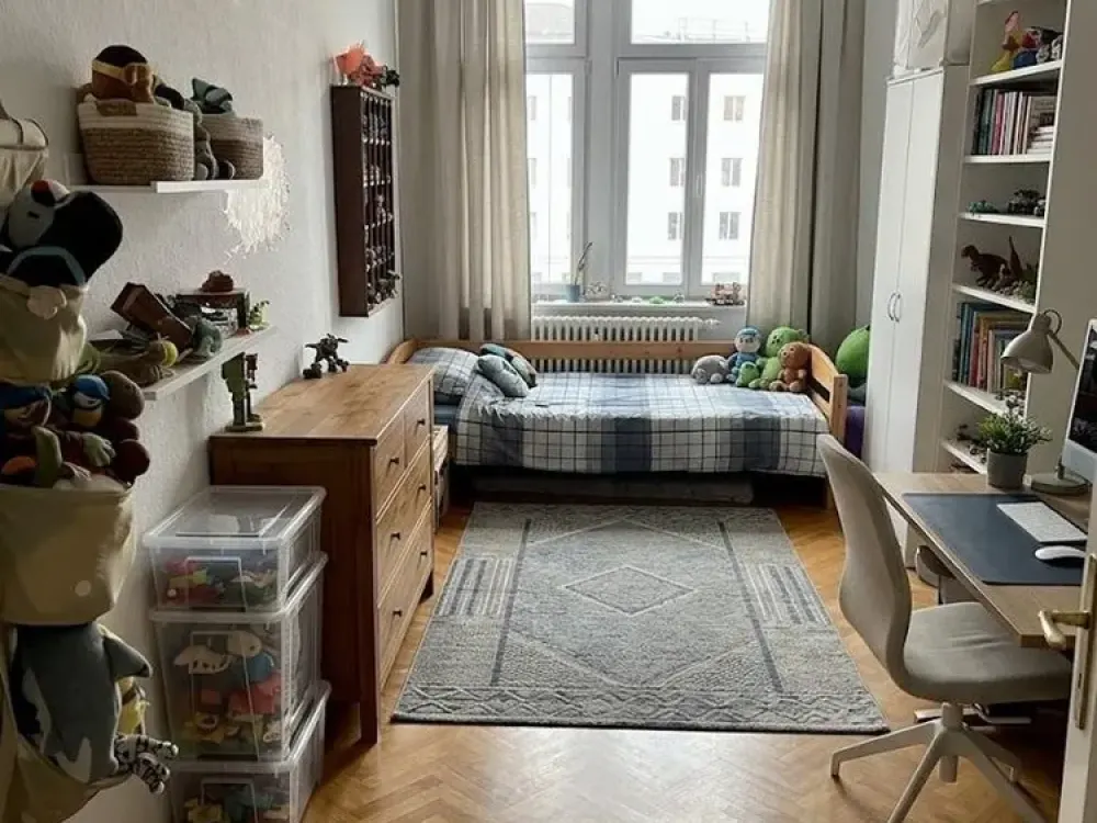 4.5 Room Apartment Near Main Station and Old Town with Elevator/Balcony