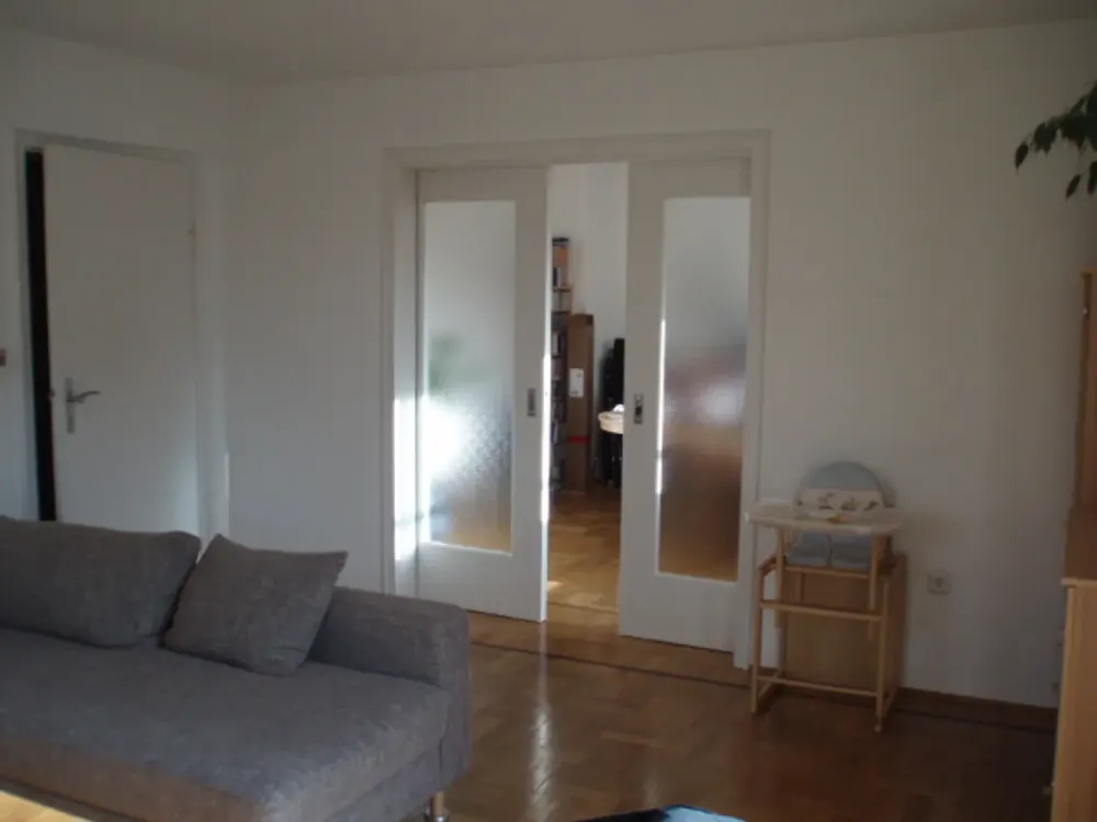 großzügige 4-Zimmer-Wohnung mit Balkon und Einbauküche im Herzen von Ochsenhausen