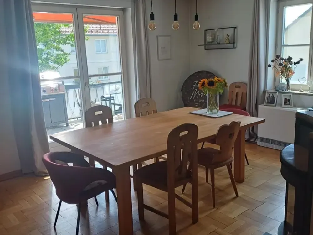 großzügige 4-Zimmer-Wohnung mit Balkon und Einbauküche im Herzen von Ochsenhausen