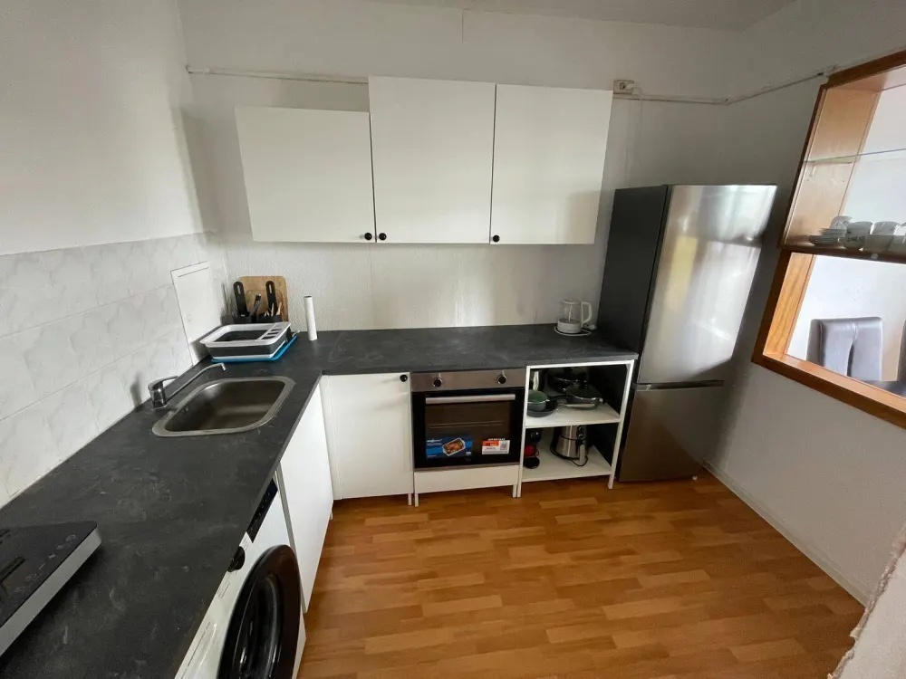 Helle vollmöblierte 3-Zimmer Dachgeschosswohnung ab 09/2026