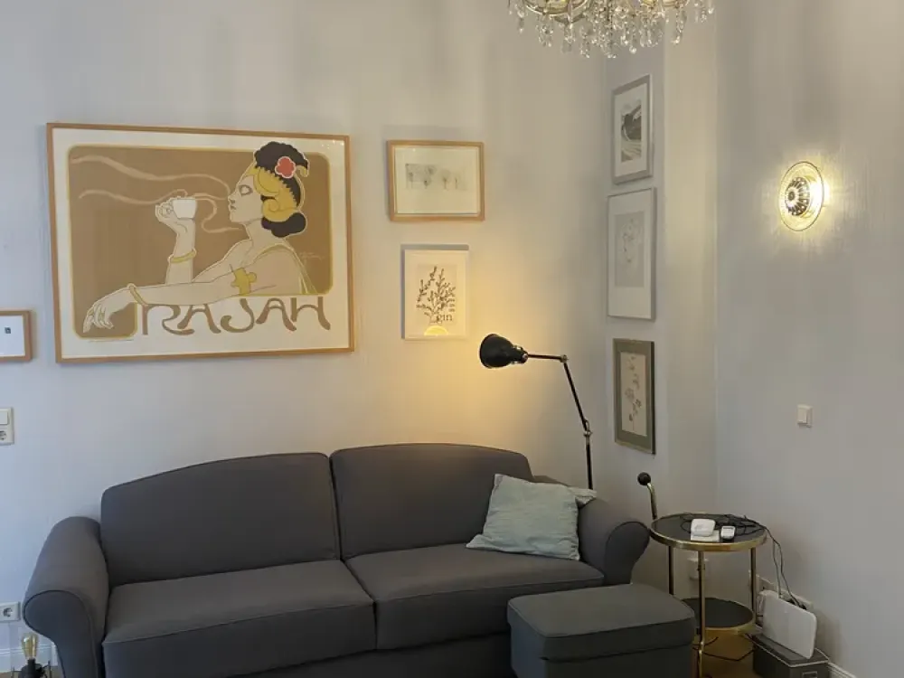 Stilvolle möblierte Altbau-Wohnung in der Kölner Südstadt