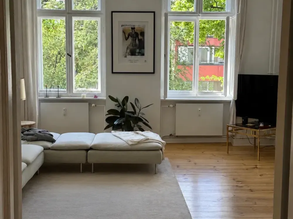 Exklusive charmante Altbauwohnung, Nähe Schloss Charlottenburg (möbliert und all-inclusive)