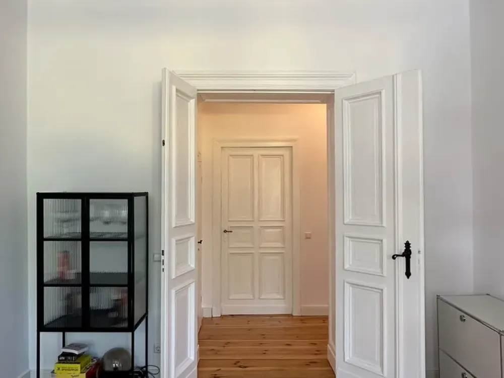 Exklusive charmante Altbauwohnung, Nähe Schloss Charlottenburg (möbliert und all-inclusive)