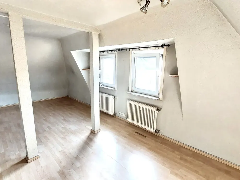 Wohnen mit Charakter: 1,5-Zimmer-Wohnung in Stuttgart-Zuffenhausen