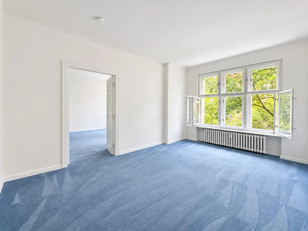 Altbaujuwel in Charlottenburg, 4 Zimmer, Balkon & Aufzug nahe Ku’damm