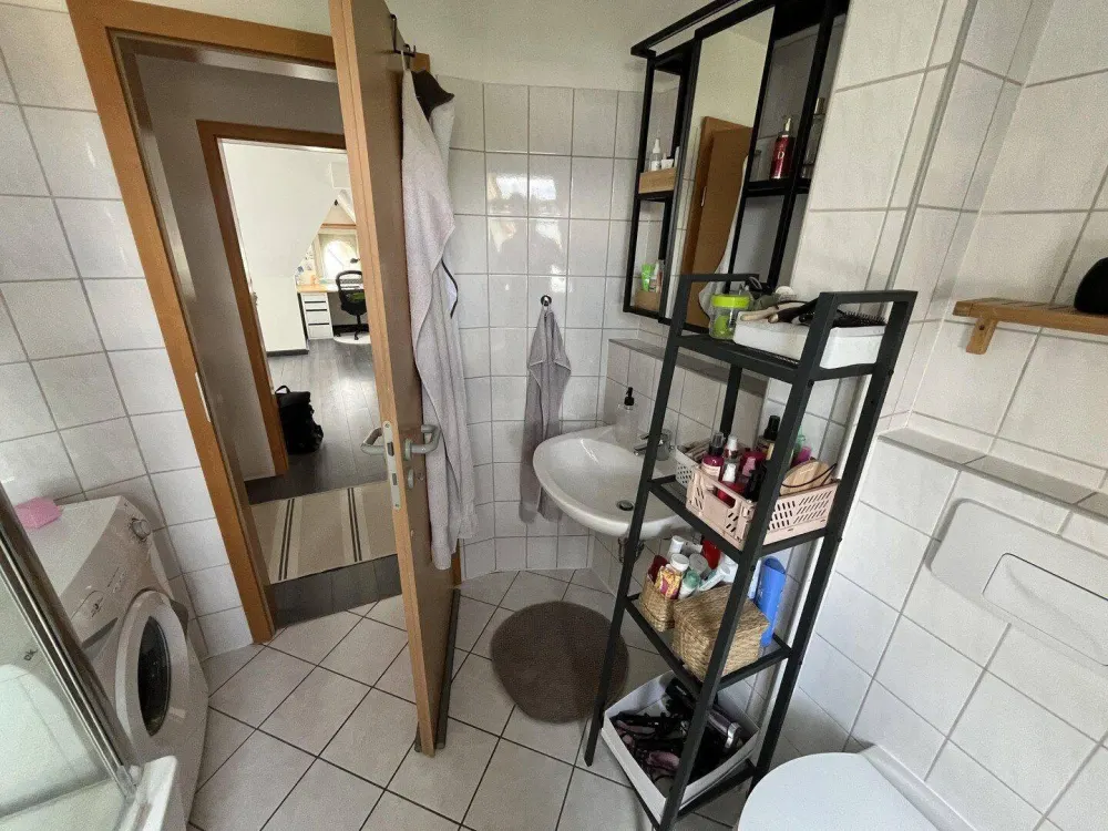 Möblierte 2-Zimmer-Maisonettewohnung in zentraler, ruhiger Lage von Erfurt