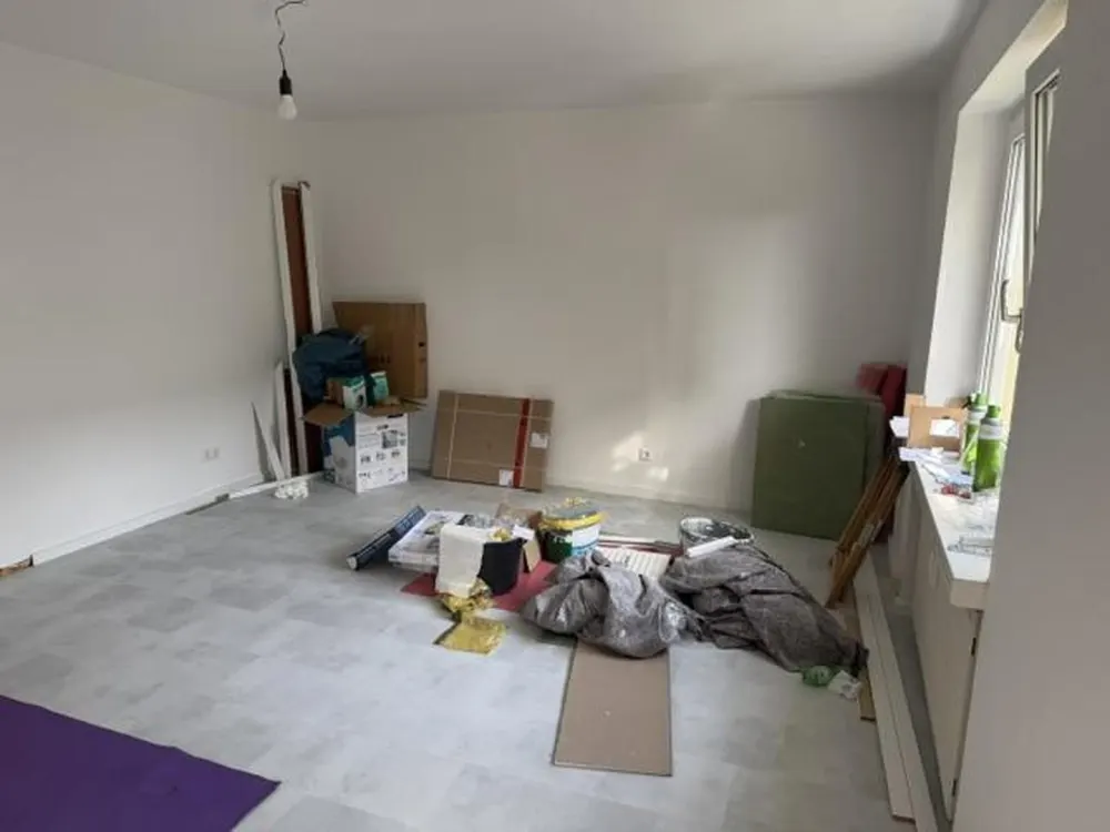 Schmuckstück - 1 - Zimmer - EG - Terrassenwohnung -neu renoviert