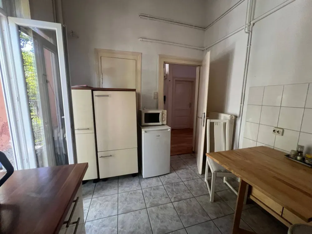 3 Zimmer Wohnung mit Balkon in der Nähe von Europaviertel und Galuswarte