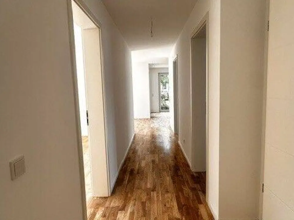 Ihre neue Familienwohnung im Erstbezug mit Terrasse.