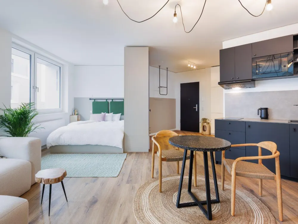 Furnished studio apartment in the city centre | All-inclusive rent | POHA House