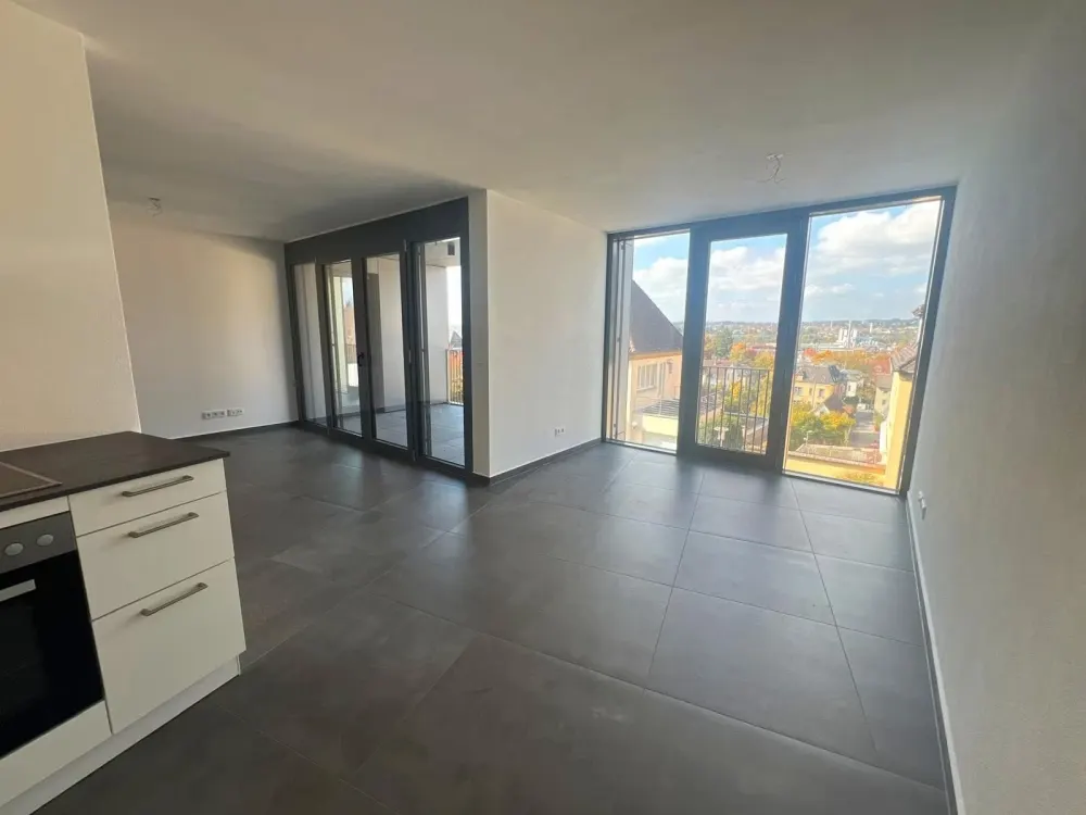 Modern 2-Room Apartment, 94 m², Large Terrace, Ravensburg