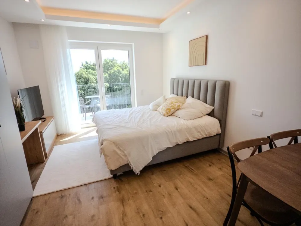 Apartment No 04: 1-Zimmer / ab Sofort !