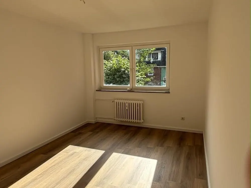 WG-Zimmer / 3-Zimmer-Wohnung in Hamburg-Tonndorf