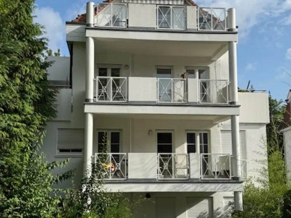 Bad Homburg 3-Zi.Lux-Whg.122 qm nahe Schloßpark in ruh.5-Parteienhaus